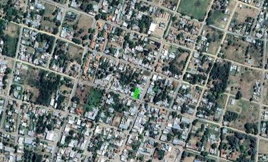 Casa en venta - 2 Dormitorios 2 Baños - 205Mts2 - Carmen de Areco