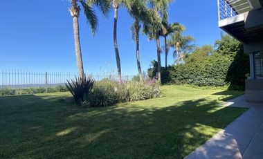 Casa de categoría en Guadalupe