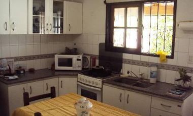 DUPLEX 3 AMBIENTES CON COCHERA- CASTELAR SUR