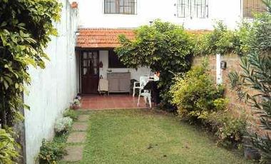 DUPLEX 3 AMBIENTES CON COCHERA- CASTELAR SUR