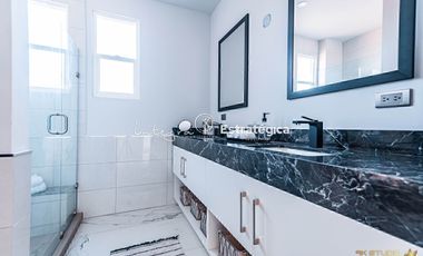 En RENTA departemento de lujo con Vista al Mar