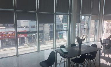 Oficina de Categoría en el centro de Banfield Este