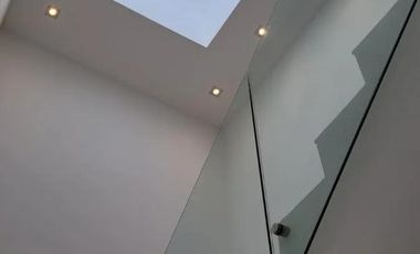 Casa en alquiler - 3 Dormitorios 3 Baños - Tristán Suarez