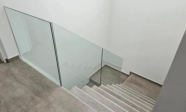 Casa en alquiler - 3 Dormitorios 3 Baños - Tristán Suarez