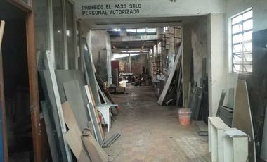 Local  comercial en venta sobre circuito colonias oriente.