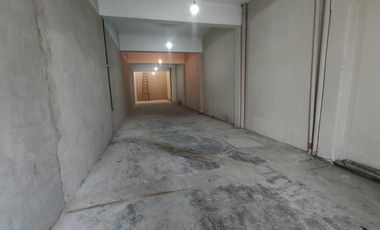 PH de 3 ambientes en impecable estado con galpón de 4x26 - Sarandí