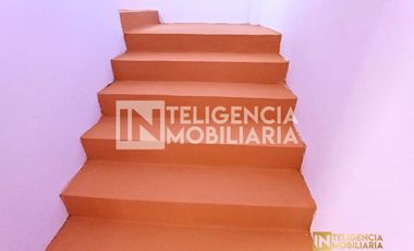 CASA EN RENTA EN LOMAS DE CRISTO