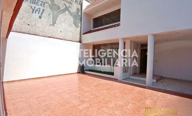 CASA EN RENTA EN LOMAS DE CRISTO