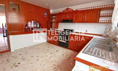 CASA EN RENTA EN LOMAS DE CRISTO