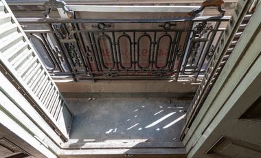 Venta | departamento | 10 ambientes | Monserrat | urgente | permuta