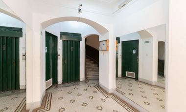 Venta | departamento | 10 ambientes | Monserrat | urgente | permuta