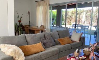 Casa en venta con renta, Barrio Barbarita