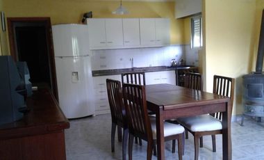 Casa quinta sobre lote de 10.000m2 en Necochea