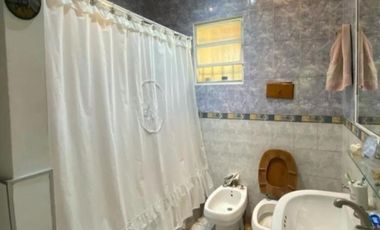 Casa en venta - 2 Dormitorios 2 Baños - 398,36Mts2 - San Antonio de Padua, Merlo
