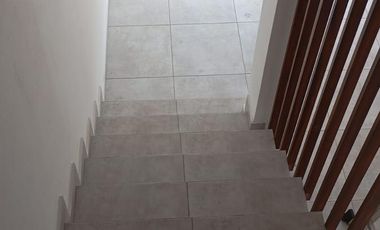 DUPLEX A ESTRENAR 2 DORMITORIOS Y COCHERA  EN LA PLATA