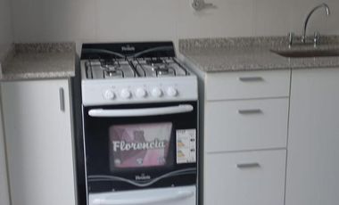 DUPLEX A ESTRENAR 2 DORMITORIOS Y COCHERA  EN LA PLATA