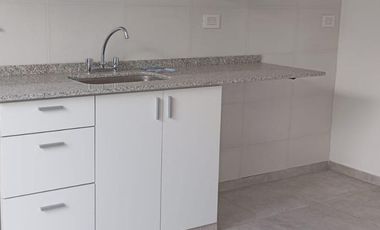 DUPLEX A ESTRENAR 2 DORMITORIOS Y COCHERA  EN LA PLATA