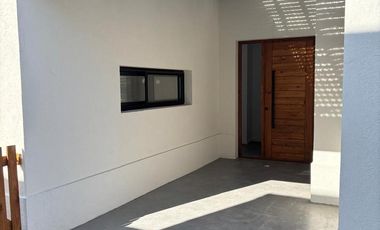 Excelente Casa en 1 planta a estrenar en Vila Marina II