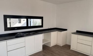 Excelente Casa en 1 planta a estrenar en Vila Marina II