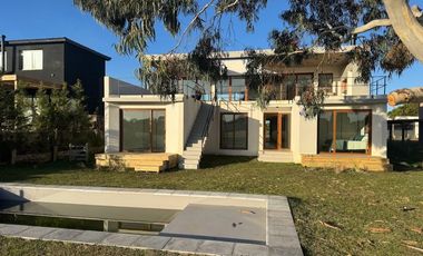 Casa en Venta - Costa Esmeralda Barrio Ecuestre