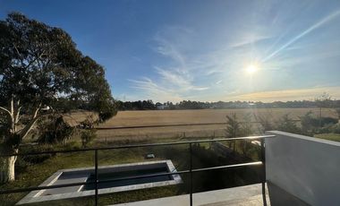 Casa en Venta - Costa Esmeralda Barrio Ecuestre