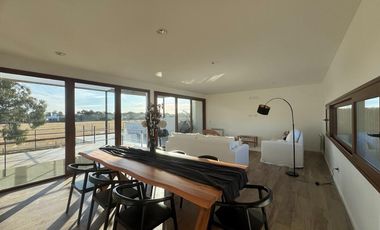 Casa en Venta - Costa Esmeralda Barrio Ecuestre