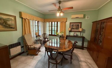 PH EN TAPIALES CON COCHERA EXCELENTE ESTADO