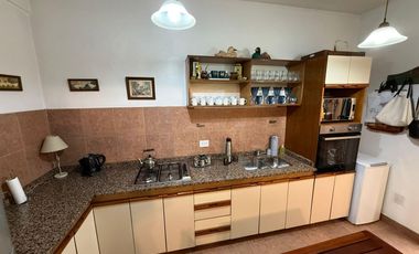 PH EN TAPIALES CON COCHERA EXCELENTE ESTADO