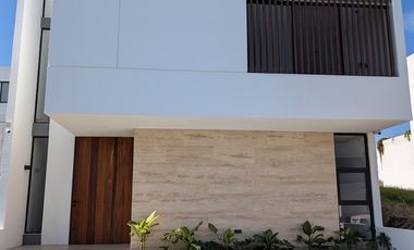 CASA  VENTA JURIQUILLA QUERETARO  ROOF GARDEN