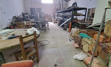 DEPOSITO DE 10 X 43 DE FONDO EN JUAN B JUSTO Y NEUQUEN