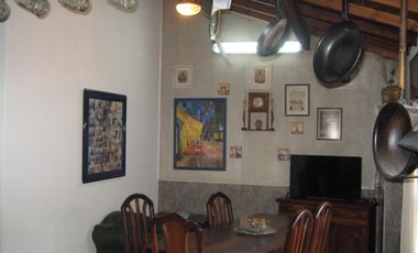 PH en venta - 4 Dormitorios 2 Baños - 217mts2 - Villa Madero