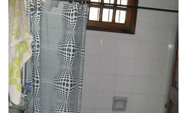 PH en venta - 4 Dormitorios 2 Baños - 217mts2 - Villa Madero