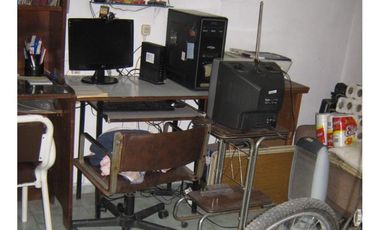 PH en venta - 4 Dormitorios 2 Baños - 217mts2 - Villa Madero