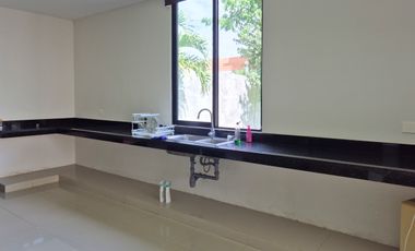 CASA EN RENTA MERIDA, CHOLUL, PRIVADA HACIENDA CHOLUL, DISPONIBLE.