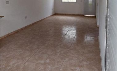 PH en venta - 2 Dormitorios 1 Baño - Cochera - 80Mts2 - Mar del Tuyú