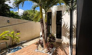 CASA EN VENTA MERIDA, CONKAL, PRIVADA YAXLUM, CASA TUUK 1 PLANTA, LISTA.