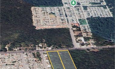 SE VENDEN 2 TERRENOS COMERCIALES EN CHETUMAL CON 2 FRENTES. CALZ CENTENARIO