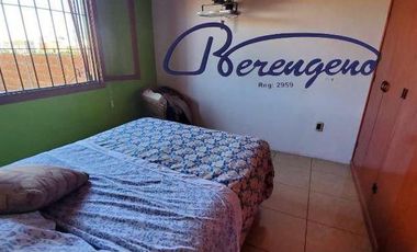 Galpon con vivienda de 3 ambientes en Primero de Mayo y Alvarado