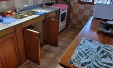 Galpon con vivienda de 3 ambientes en Primero de Mayo y Alvarado