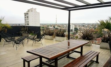 Departamento 3 ambientes edificio nuevo. Cochera. Piso Alto. Piscina, SUM