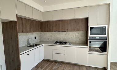 Condominio en renta de 1 Recámara en Valarte, Fluvial Vallarta