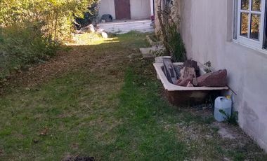 Casa en venta - 4 Dormitorios 2 Baños - Cochera - 489Mts2 - Ángel Etcheverry, La Plata