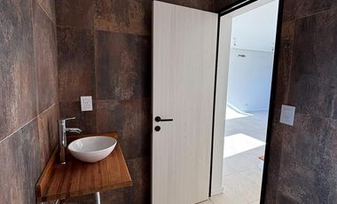 Casa 2 Dormitorios con jardín - Sarmiento 900 - Estancia Las Moras - Ricardone | Venta