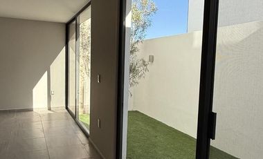 Renta Casa Nueve en Zakia