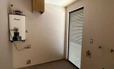 Renta Casa Nueve en Zakia