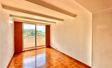 Apartamento para la venta en Envigado, sector El Dorado piso 10