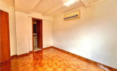 Apartamento para la venta en Envigado, sector El Dorado piso 10