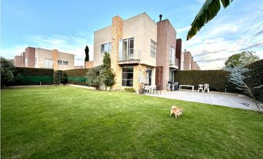 SE ARRIENDA CASA EN CHIA, VEREDA FONQUETA