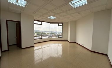 OFICINA PARA LA RENTA EN EDIFICIO EL DIARIO DEL OTUN-PEREIRA