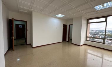 OFICINA PARA LA RENTA EN EDIFICIO EL DIARIO DEL OTUN-PEREIRA